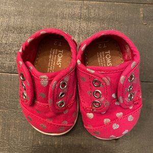 TOMS toddler girl shoes